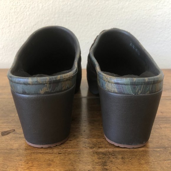 CROCS Size 11 Floral Print Clogs 203764 Dual Leather Braided Strap Dual Comfort - Picture 7 of 15